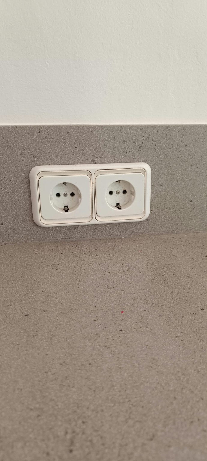 Mecanismos eléctricos blancos